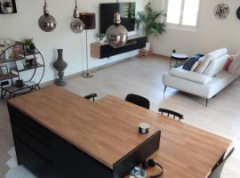 Chic & Cozy 95m Apartment Perfect for Families, ξενοδοχείο στην Αιξ-αν-Προβάνς