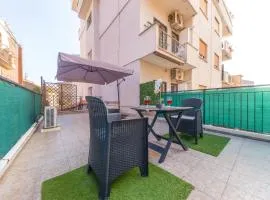 Loft con Terrazzo Metro C a 3 Min Collegamento facile con il Centro