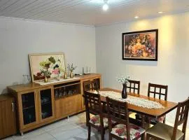 Casa Inteira em Umuarama 2 Quartos 5 Min do Centro