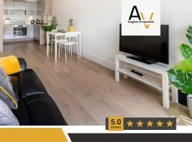 Business or leisure-Ready Apartment - Fast Wi-Fi, Central Location, Perfect for Relocation By AV Hughes Properties
