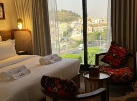 아브하에 위치한 호텔 Golden Balcon Hotel