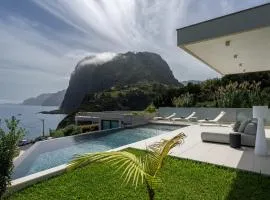 Villa Guindaste I Modern Villa with Sea View