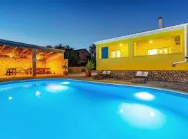 Cozy Home In Vinjerac