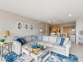 Walk to Ocean! Bethany Beach Retreat w/ Balcony, hotel em Bethany Beach