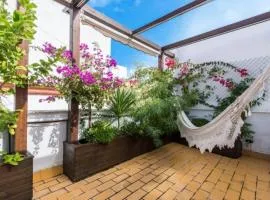 Cadizz-Ático El Falla con terraza de 40m2
