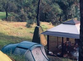 Tent-It India, κάμπινγκ σε Mukteswar
