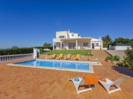 Villa Colina do Sol by Villa Plus
