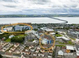 Bellfield - Walk away from Dundee University - 2 Bedrooms - 2 Bathrooms - 2 King Beds - Smart TVs - Fully Equipped - Parking - Close to City Centre - CENTRAL SERVICED APARTMENTS x CENTRAL SHORT LETS