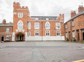 The Penthouses, 8 Albion Mews, golf hotel in Chester