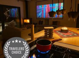 The forest chalet in Parnassus, cabin in Eptalofos