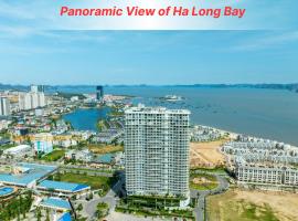 Bay View Halong Homestay Panoramic Bay View Luxury Apartment, serviced apartment in Ha Long