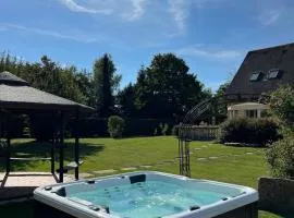 Luxury Country House - 6 Bed Room - Jacuzzi, Cinéma 7 Places, Sauna by So Homy