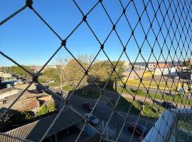 Rio Grande apartmento Av primeiro de Maio 820 apartment 301、リオ・グランデのホテル