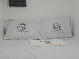 Victoria's capsule bed