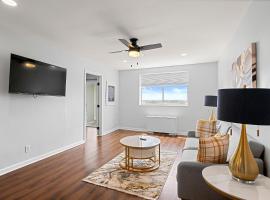 Cozy Haven 2BR Condo 2207 Near Mart- Free Parking, t&aacute;rsash&aacute;zi lak&aacute;s Atlant&aacute;ban