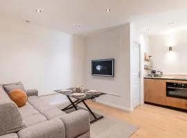 Modern 2-Room Apartment on Monaco Border - Premium Amenities and Elegant Design