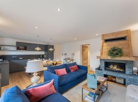 Charmant appart avec terrasse, parking, WIFI - FR-1-452-390, Hotel in Saint-Martin-de-Belleville