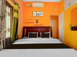 White Castle, hotel in Bālarāmpuram