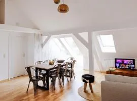 Große City-Wohnung, salt apartments Weissenfels