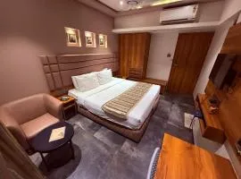 HOTEL VARISHTTA - Koparkhairane - Navi Mumbai