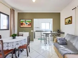 PS6: Casa Bem Localizada, com Ar e Super Completa!