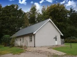 Beautiful and cosy house near the lake