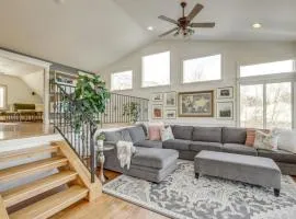 Within minutes to Ski Resorts and fireplace