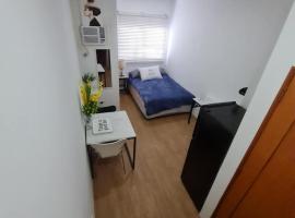 Bella's Flats in Bayanihan, ξενοδοχείο σε Pajak