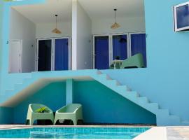 Beach House, Tranquil Santirome Studio 1, ξενοδοχείο σε Westpunt