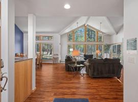 1 Colonial Bikes to Explore Sunriver, hotel i Sunriver