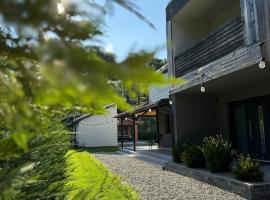 Cabana 1407 Valea Avrigului, lodge in Avrig