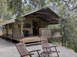 Le LODGE DE JULES, οργανωμένο κάμπινγκ σε Saint Antonin du Var