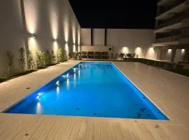 MOVISTAR ARENA PREMIUM THAMES 56 8 piso 812 Cocheras y Seguridad