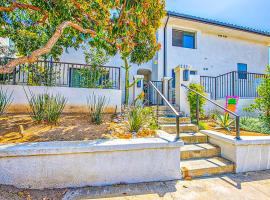 Calafia Beach Condo 257 #2, hotel in San Clemente