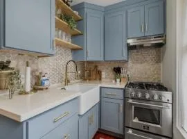 Charming Victorian Apartment