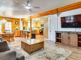 Game Room and Fireplace! Family Retreat in Pinetop