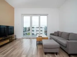 Świętojańska Harmony Apartment by BookingHost