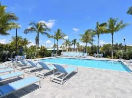 Luxury in the Heart of Historic Downtown Stuart