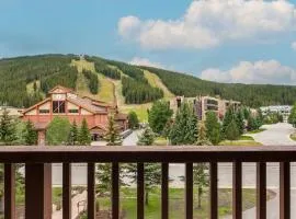 Small Town Feel Big Mountain Access
