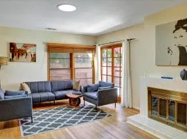 Entire House,Convinient location in Los Angeles , near Universal, Hollywood, Pets Friendly, Free WIFI