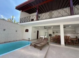 Casa Confortavel e Ampla em Americana - com Piscina Churrasqueira Wifi