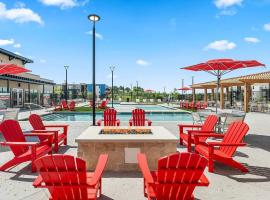 New Apt Pool SmartTV Near Georgetown RR Hosp, hotel in Jarrell