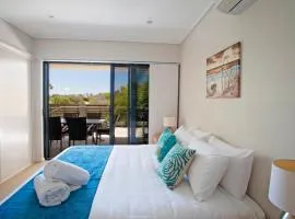 Loka Santi 4 - Three-Bedroom Beachside Escape in Agnes Water, with Heated Communal Pool