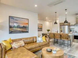 Aerie Modern 4 Unit Buyout 4 Units w Hot Tub Mountain Views Near Downtown