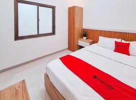 RedDoorz Syariah at Boemi 2 Guesthouse Tasikmalaya
