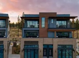 2 Units Minutes to Old Bend Deck Hot Tub 1216 Skyline Ranch by AvantStay