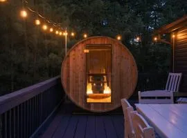 Iconic Chalet with Sauna, Hot Tub, Fire Pit, Plunge
