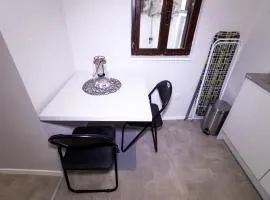 Piran Downtown Chic and Cozy Apartments - Standard One Bedroom Apartment