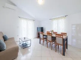Holiday Home Marijan - Five bedroom Holiday Home