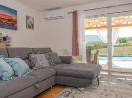 Villa Maria with Outdoor Pool - Five Bedroom Villa with Outdoor Pool